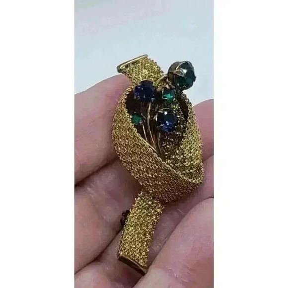 Vintage Brooch Mesh Ribbon Bow Blue & Green Rhinestone 1950s Gold Wash plated - Picture 10 of 10